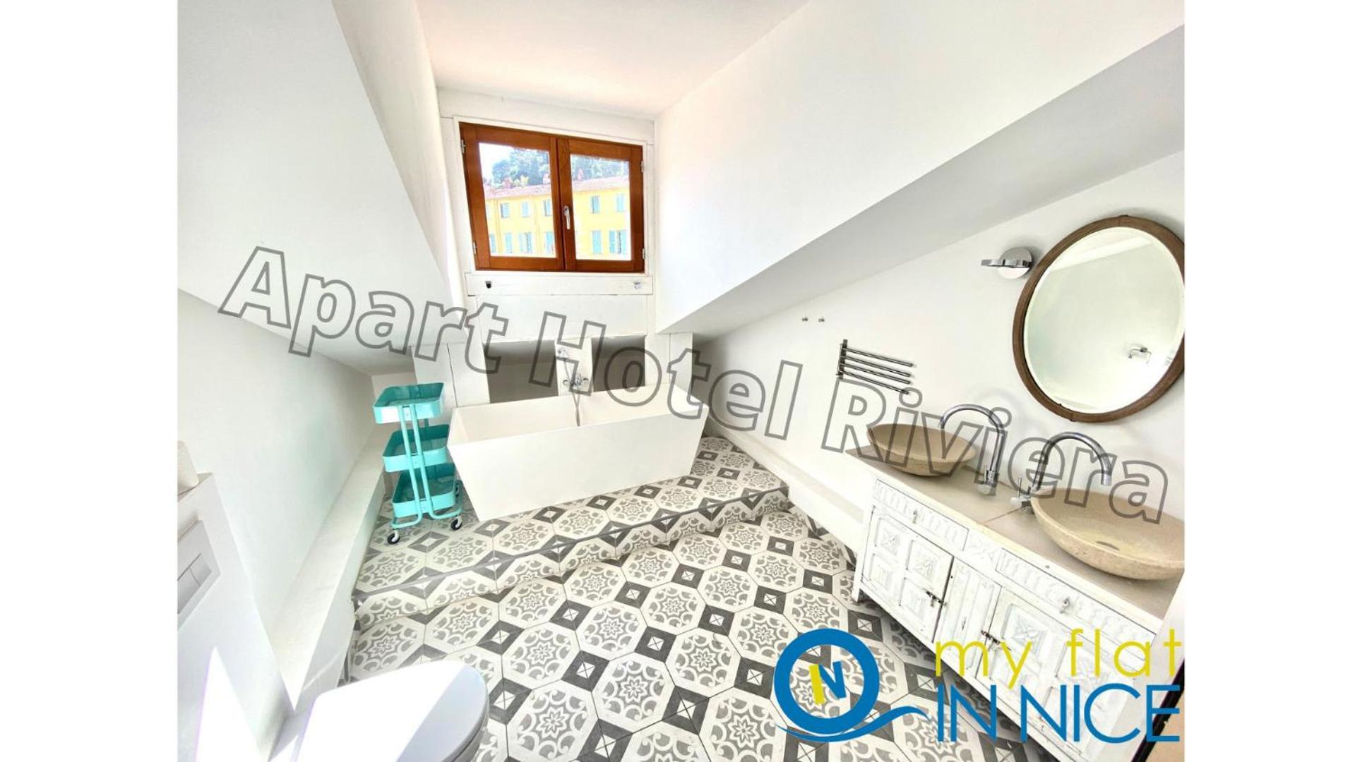 ApartHotel Riviera - Old Port - Amazing 3bedrooms 2 bathrooms- Duplex Maison du port Nice Buitenkant foto